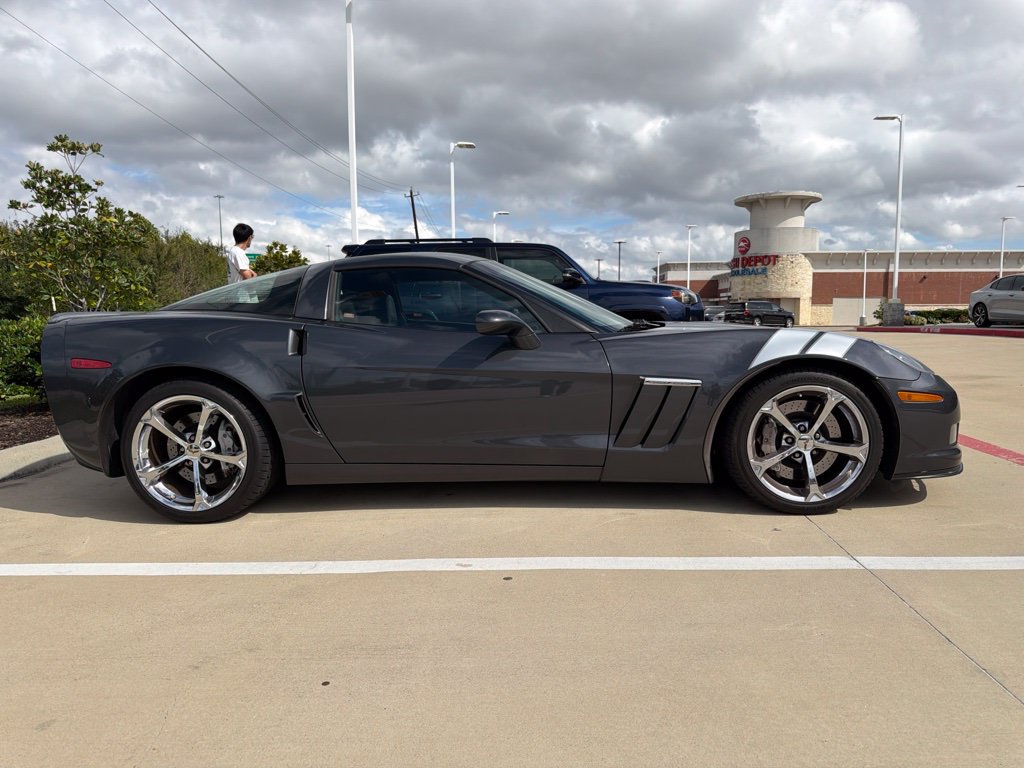 Used 2010 Chevrolet Corvette Grand Sport w/ Preferred Equipment Group RWD image 11