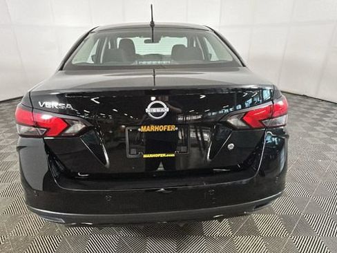 Used 2025 Nissan Versa S w/ Trunk Package FWD image 4