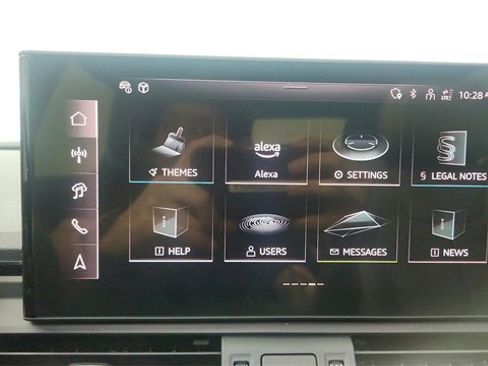 Used 2024 Audi Q5 e Prestige w/ Prestige Package image 53