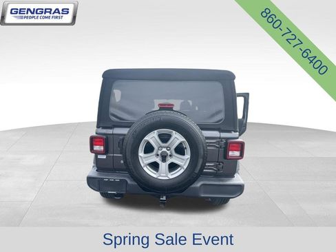 Used 2018 Jeep Wrangler Unlimited Sport S AWD/4WD image 23