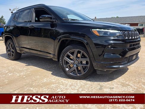 Used 2024 Jeep Compass Limited w/ High Altitude Package AWD/4WD image 1