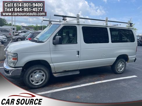 Used 2011 Ford E-350 and Econoline 350 XLT image 4