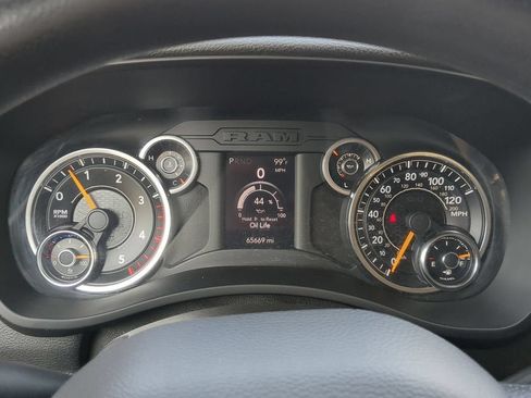 Used 2019 RAM 5500 Tradesman RWD image 13