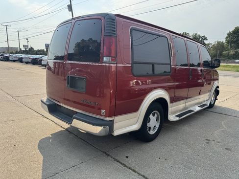 Used 1997 Chevrolet Express 1500 RWD image 7