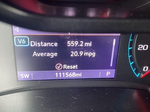Used 2019 Chevrolet Colorado Z71 AWD/4WD image 8