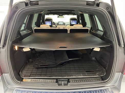 Used 2018 Mercedes-Benz GLS 550 4MATIC image 46