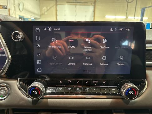 New 2026 GMC Canyon Elevation w/ Convenience Package image 27