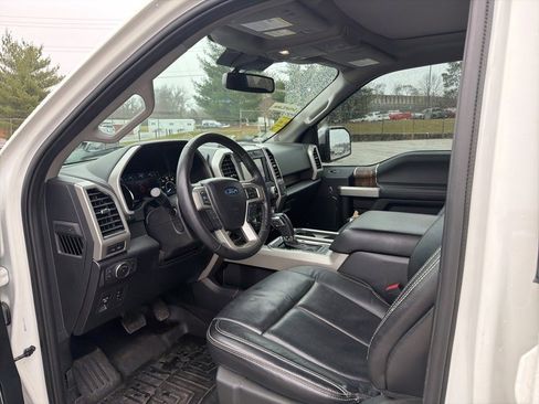 Used 2020 Ford F150 Lariat w/ Equipment Group 502A Luxury image 19