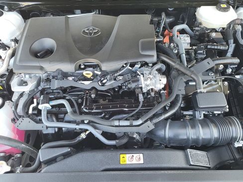 Used 2025 Toyota Camry LE FWD image 24