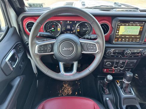 Used 2023 Jeep Wrangler Unlimited Rubicon 4xe AWD/4WD image 16