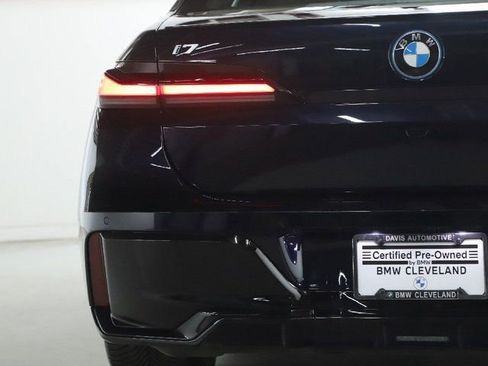 Certified 2023 BMW i7 xDrive60 image 47