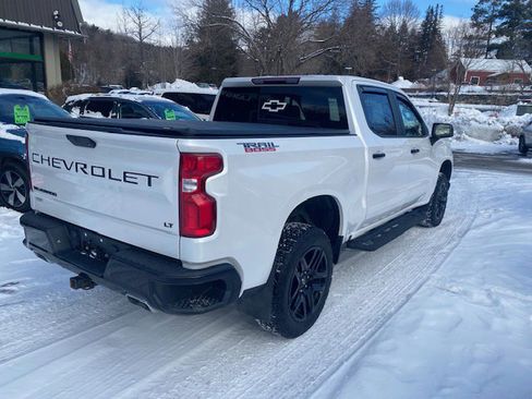 Used 2021 Chevrolet Silverado 1500 LT Trail Boss w/ Convenience Package II image 7