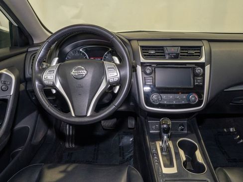 Used 2018 Nissan Altima 2.5 SR w/ SR Special Edition image 6