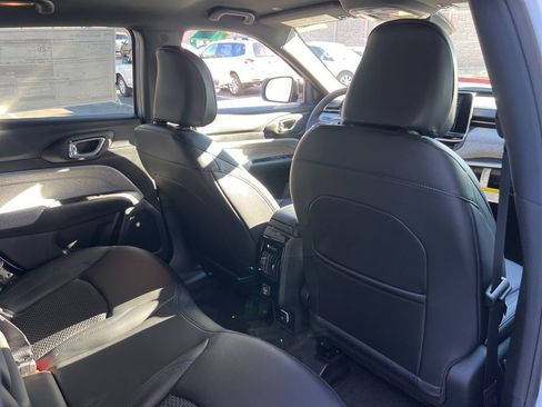 New 2026 Jeep Compass Latitude AWD/4WD image 24