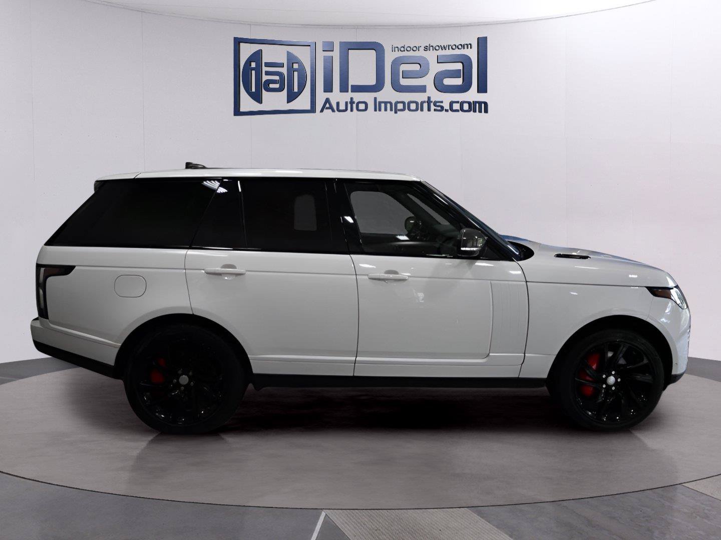 Used 2018 Land Rover Range Rover Supercharged AWD/4WD image 6