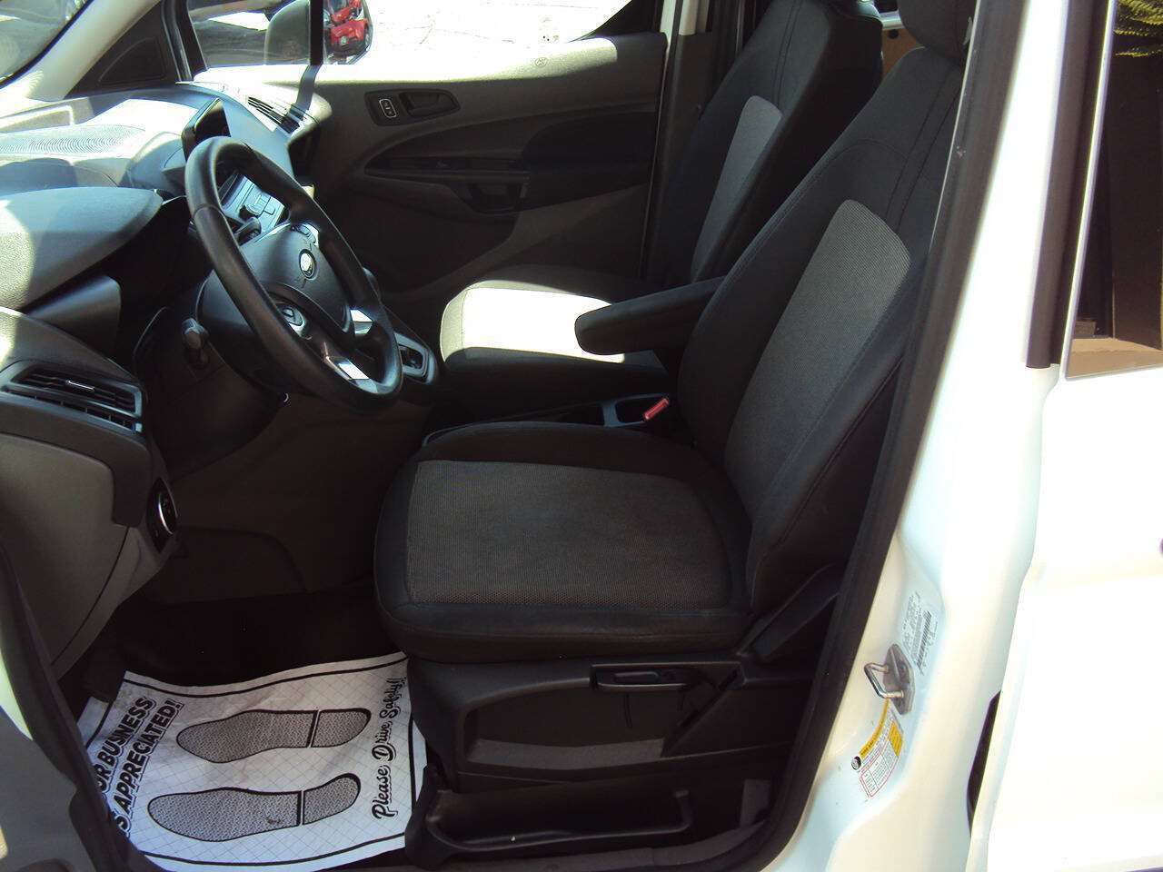 Used 2022 Ford Transit Connect XL FWD image 6