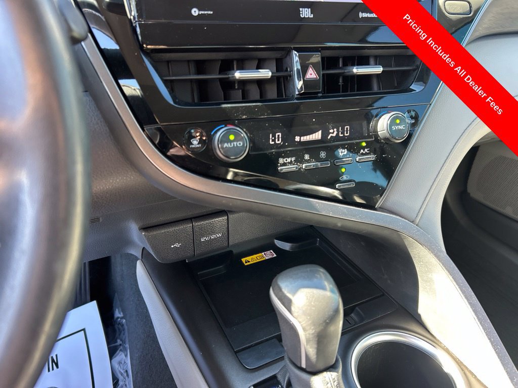 Used 2022 Toyota Camry XLE w/ Navigation Package FWD image 13