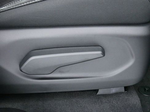 Used 2024 Jeep Grand Cherokee Laredo w/ Luxury Tech Group I image 26