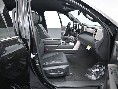 New 2026 Toyota Tundra Limited AWD/4WD image 14