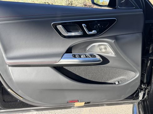 New 2026 Mercedes-Benz E 53 AMG e 4MATIC Sedan image 16