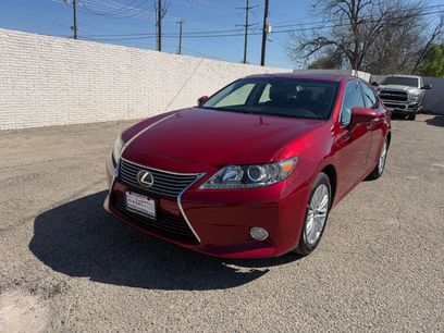 Used 2013 Lexus ES 350 w/ Luxury Pkg