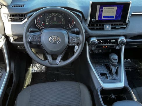 Used 2024 Toyota RAV4 LE image 10