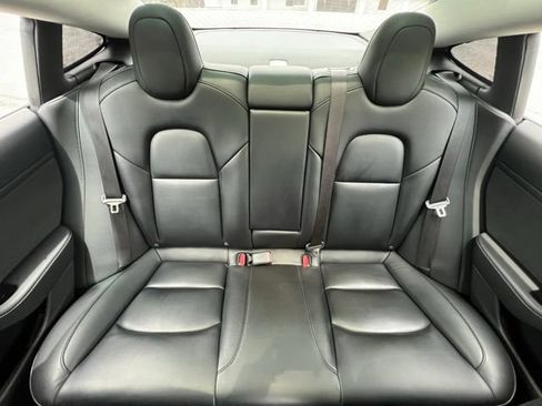 Used 2019 Tesla Model 3 Standard Range Plus RWD image 26