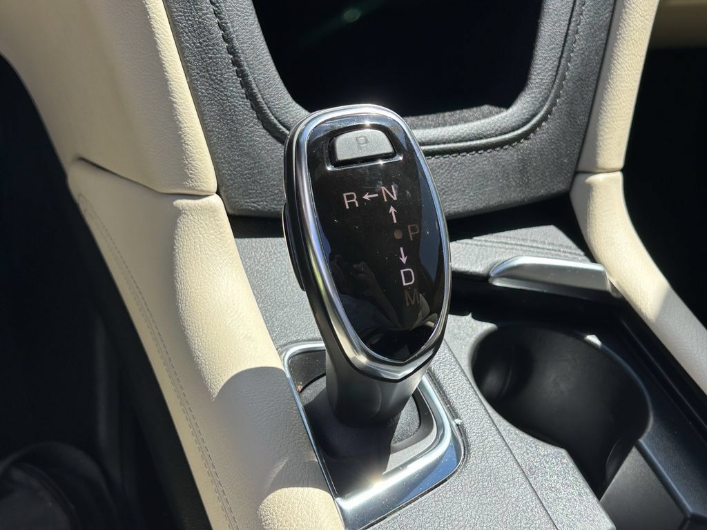 Used 2019 Cadillac XT5 Luxury FWD image 30