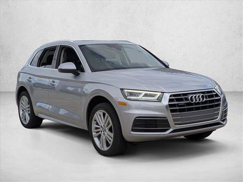 Used 2019 Audi Q5 2.0T Premium Plus image 3