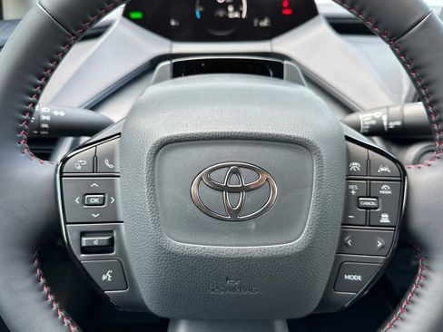 New 2026 Toyota Prius Plug-In Hybrid FWD image 22
