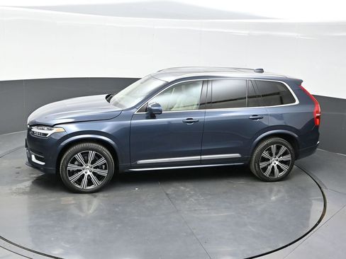 Used 2024 Volvo XC90 B6 Plus w/ Protection Package image 28