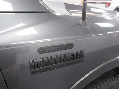 Used 2011 Nissan Titan SL w/ Heavy Metal Edition Pkg image 19