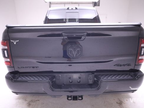 Used 2024 RAM 3500 Limited image 4