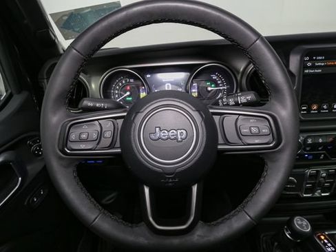 Used 2023 Jeep Wrangler Unlimited w/ Sun & Screen Package AWD/4WD image 31