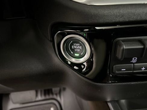 New 2025 Chevrolet Silverado 2500 High Country w/ Technology Package AWD/4WD image 17