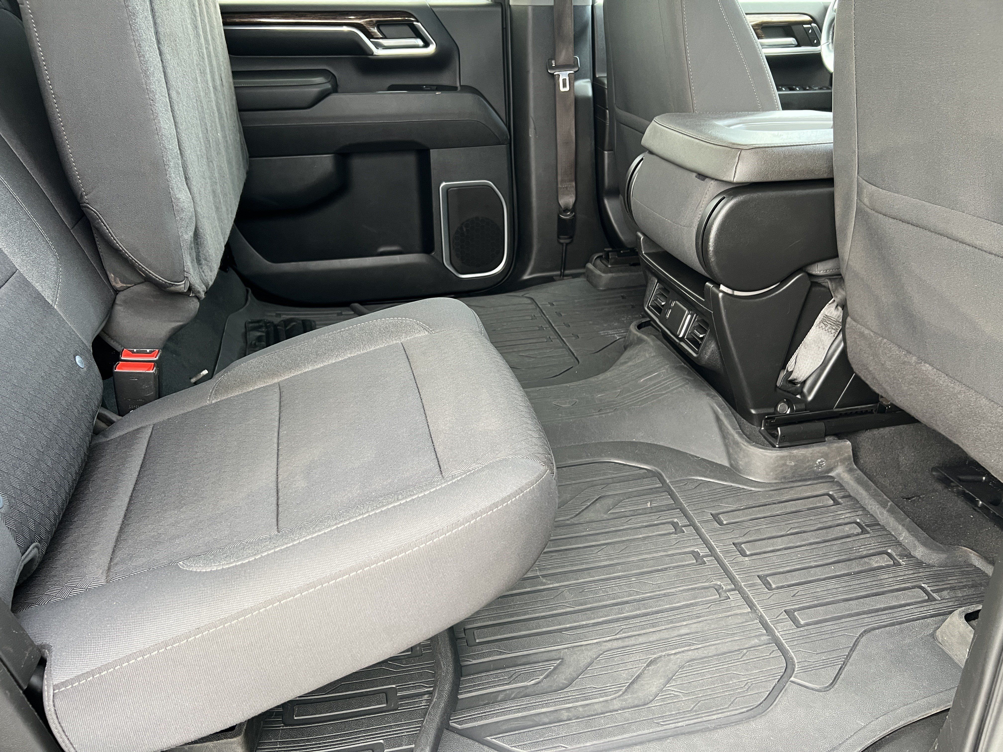 Used 2024 GMC Sierra 3500 SLE w/ SLE Convenience Package AWD/4WD image 18