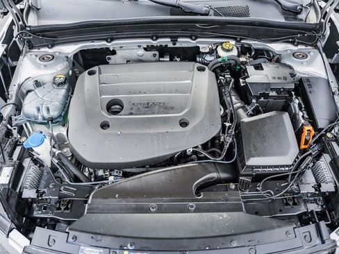 Used 2024 Volvo XC40 B5 Plus w/ Protection Package Premier image 20