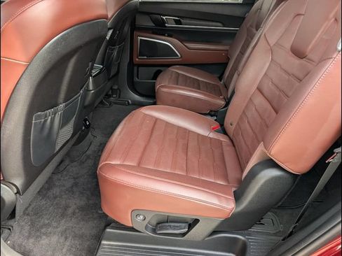 Used 2024 Kia Telluride SX Prestige AWD/4WD image 10