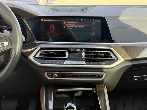 Certified 2022 BMW X5 xDrive40i w/ Premium Package image 12