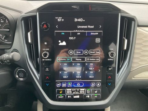 Used 2025 Subaru Forester Limited image 15