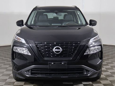 Used 2023 Nissan Rogue SV w/ SV Premium B Package image 11
