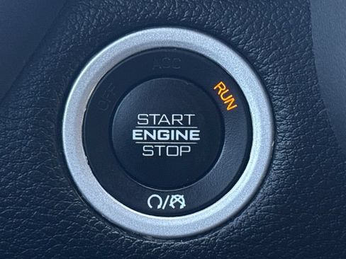 Used 2022 RAM 1500 Big Horn AWD/4WD image 31