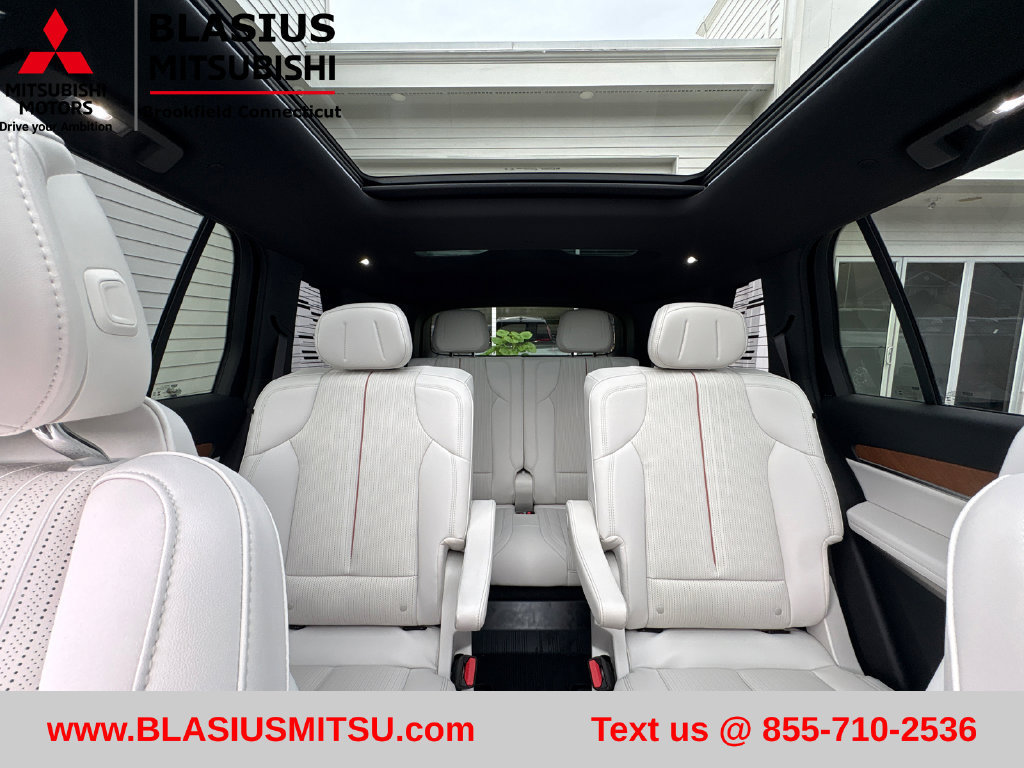 Used 2026 Cadillac Vistiq Sport AWD/4WD image 55