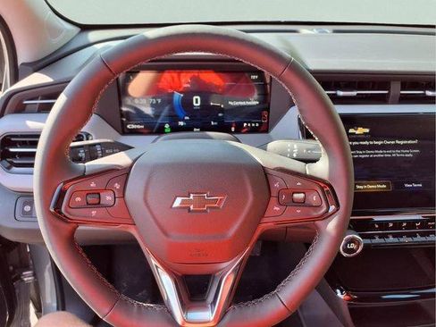New 2027 Chevrolet Bolt LT w/ Comfort Package FWD image 21
