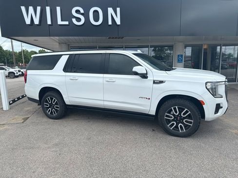Used 2021 GMC Yukon XL AT4 w/ AT4 Premium Package AWD/4WD image 1
