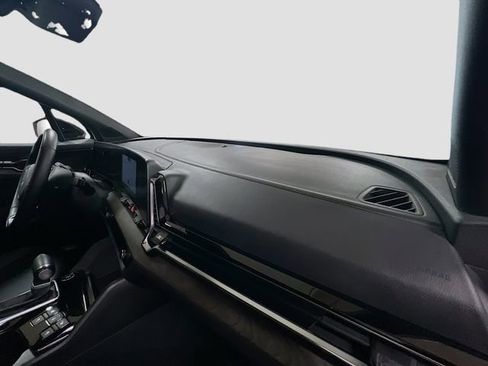 Certified 2025 Kia Sportage X-Pro Prestige AWD/4WD image 35