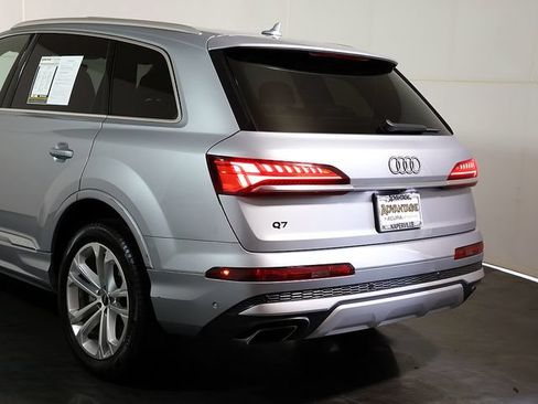 Used 2025 Audi Q7 3.0T Premium Plus AWD/4WD image 11