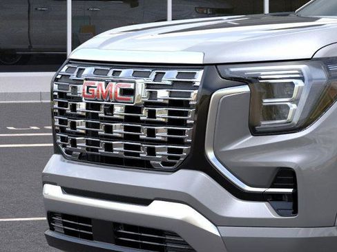 New 2026 GMC Terrain Denali image 32