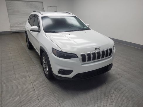 Used 2020 Jeep Cherokee Latitude Plus FWD image 13