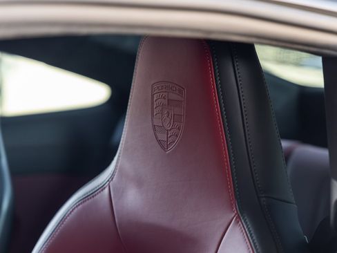 Certified 2026 Porsche 911 Carrera GTS RWD image 33